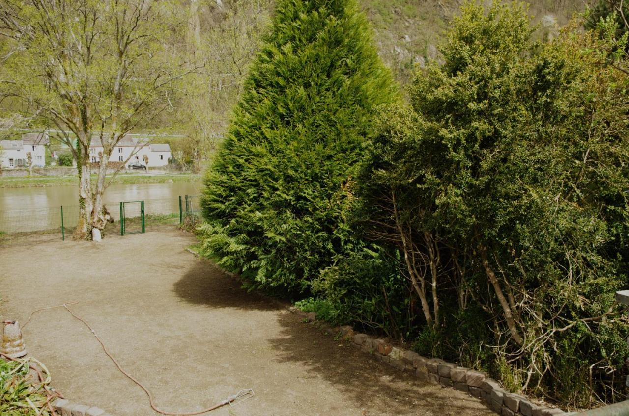 Le Doux Rivage, Proche De Charleville, Jardin Et Acces A La Voie Verte Joigny-sur-Meuse ภายนอก รูปภาพ