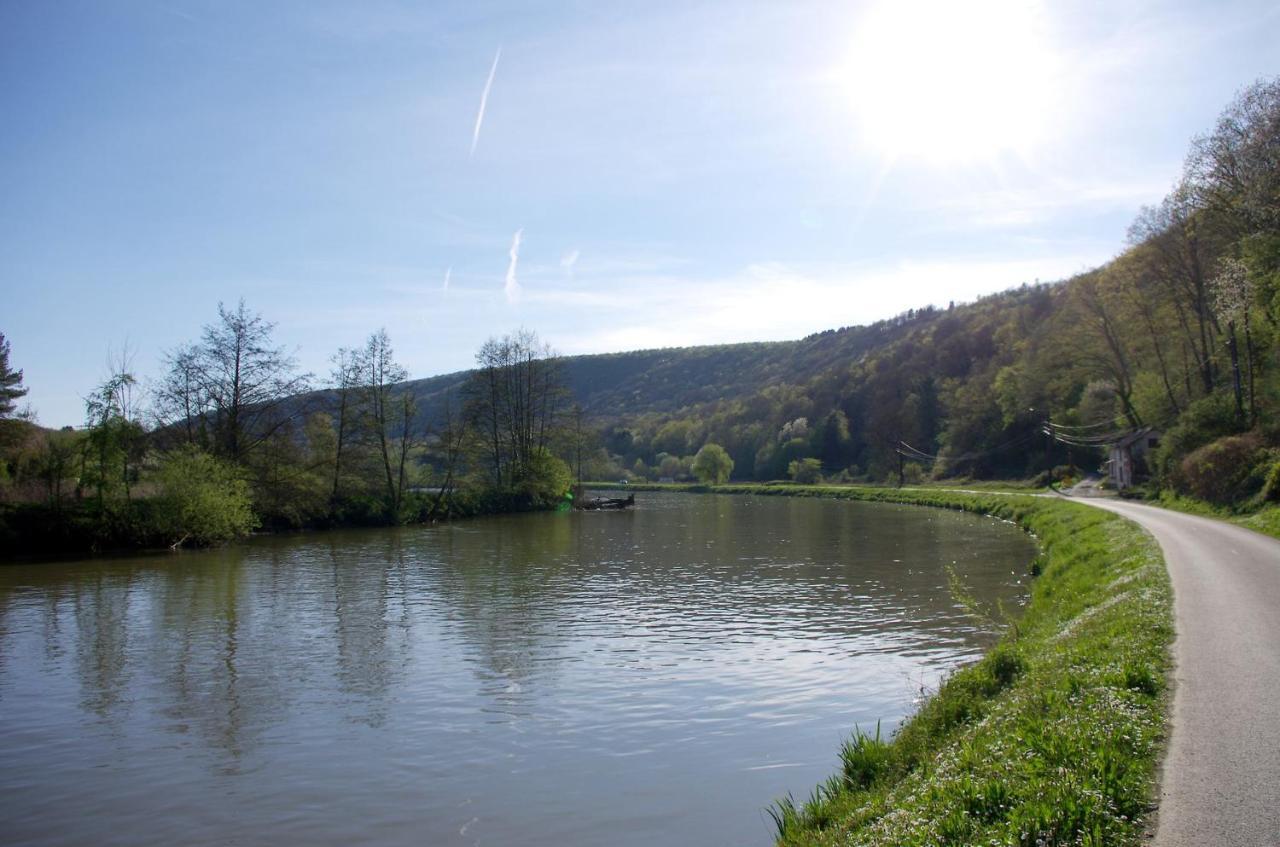 Le Doux Rivage, Proche De Charleville, Jardin Et Acces A La Voie Verte Joigny-sur-Meuse ภายนอก รูปภาพ